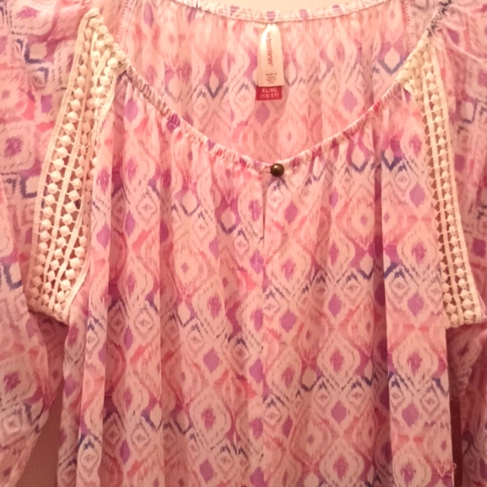 Top - Picture 4 of 5